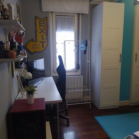 Апартаменты Nuestro Refugio - Casco Viejo Con Wifi Y Parking Gratuito- Бильбао Экстерьер фото